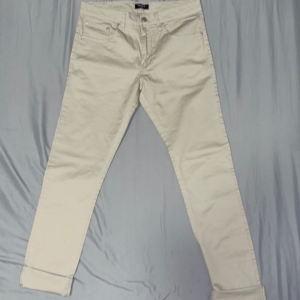 Forever 21 Men’s Cream Slim-Fit Dress Pants